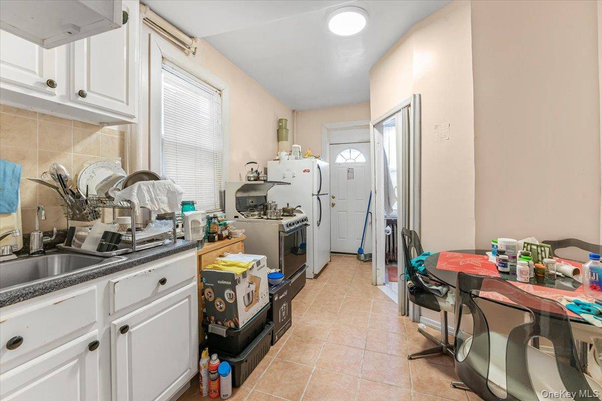 3257 110th ST, East Elmhurst, NY 11369