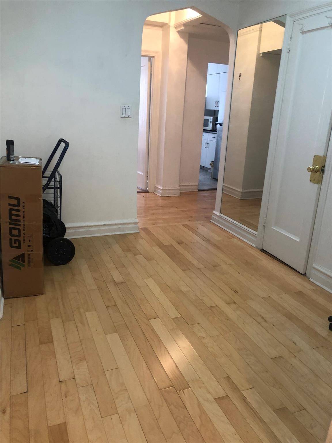 35-05 72 ST #2C, Jackson Heights, NY 11372