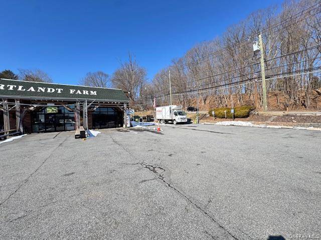 2267 Crompond RD, Cortlandt Manor, NY 10567