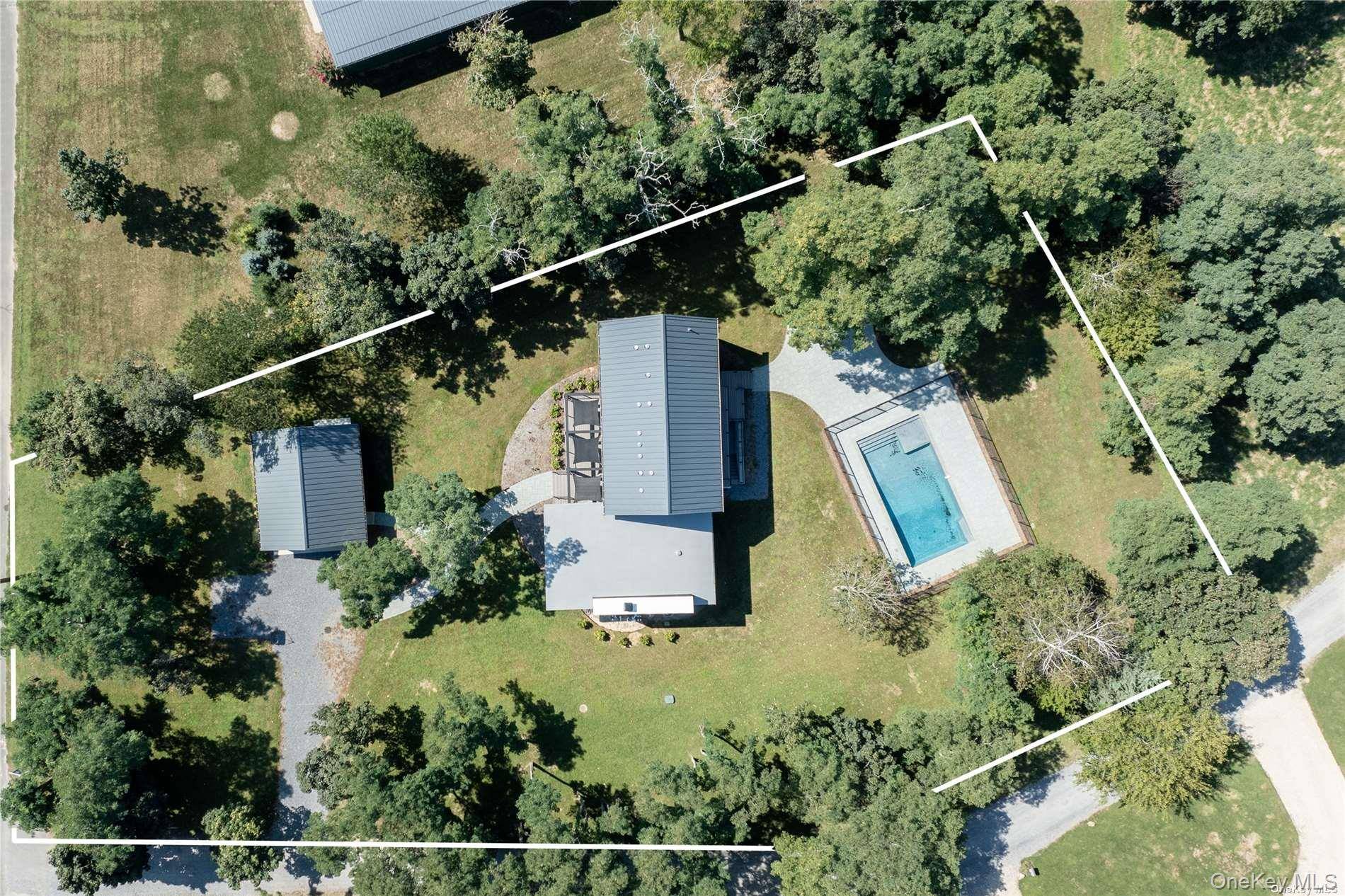 290 Windward RD, Orient, NY 11957
