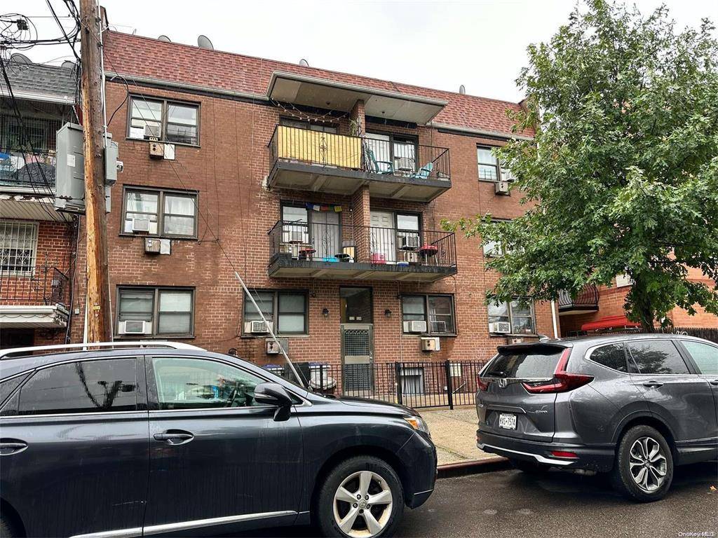 52-08 90th ST, Elmhurst, NY 11373