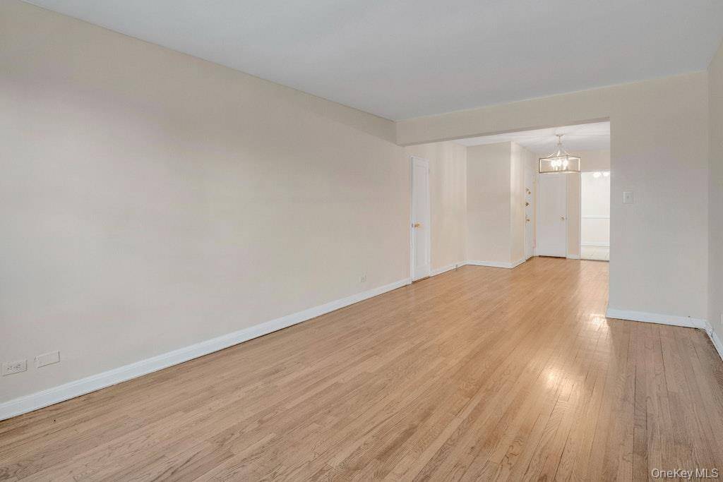 3840 Greystone AVE #4H, Bronx, NY 10463