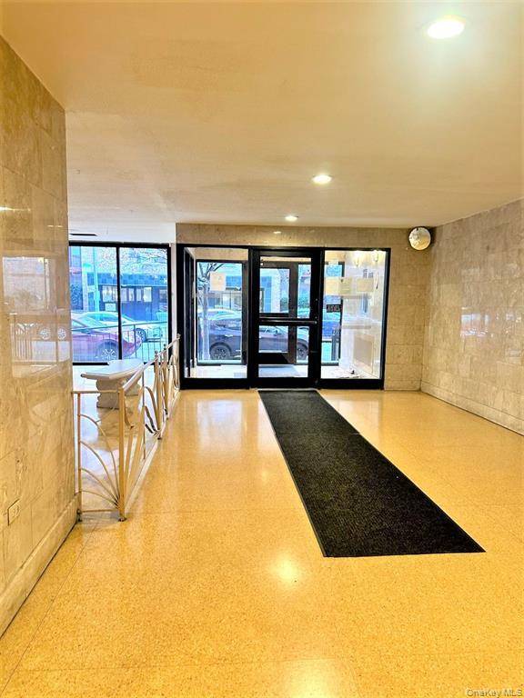 99-06 58 AVE #3H, Corona, NY 11368