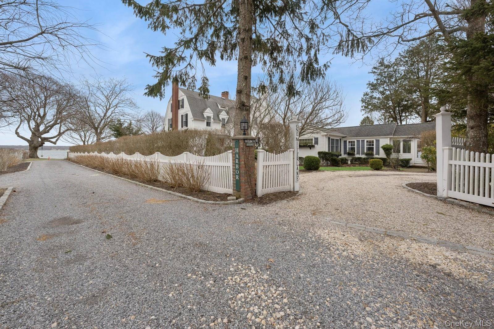 424 4th ST, Greenport, NY 11944