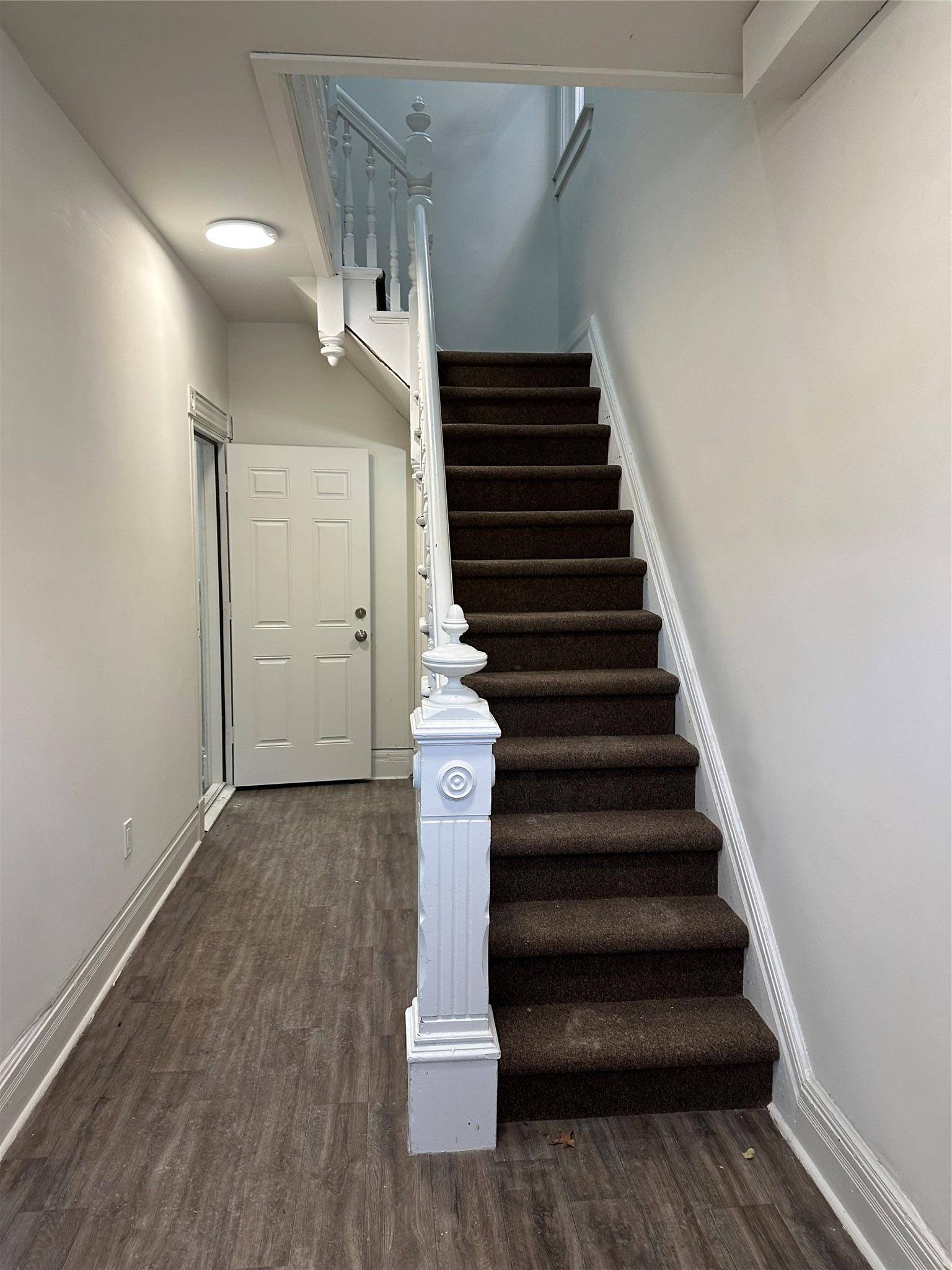 85 City TER, Newburgh, NY 12550