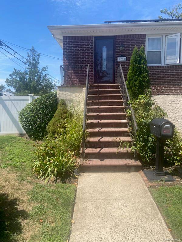 3250 Messick AVE, Oceanside, NY 11572