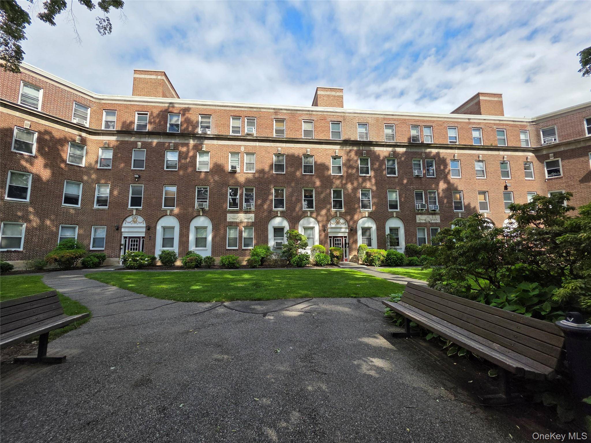 445 Gramatan AVE #GC2, Mount Vernon, NY 10552