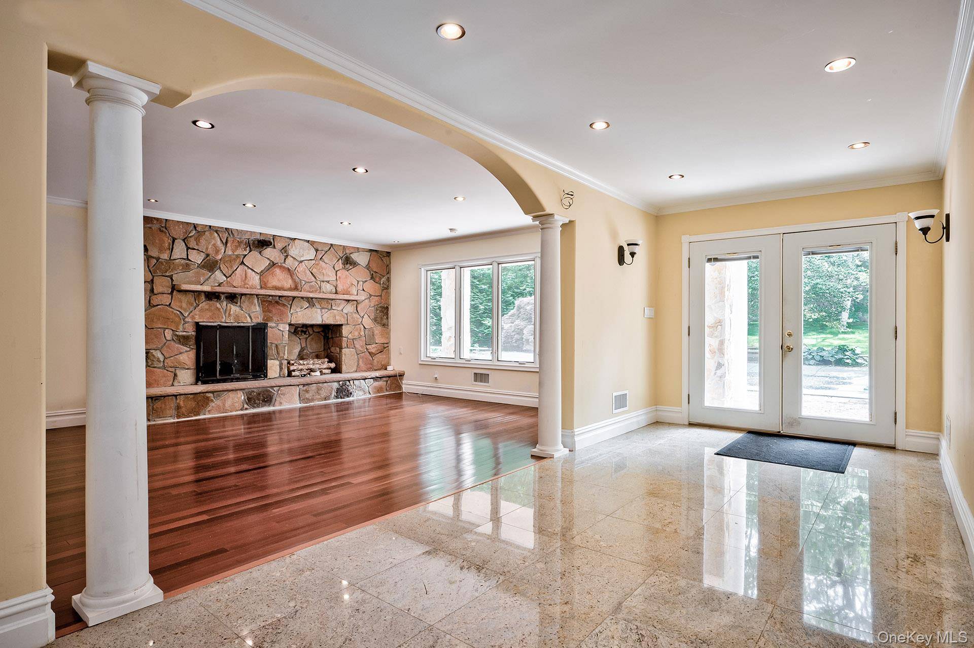 262 Harbor Acres RD, Port Washington, NY 11050