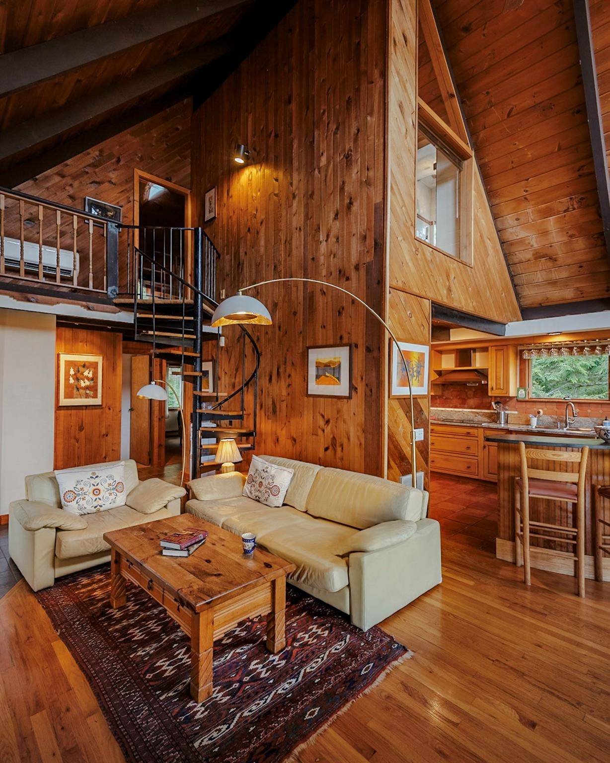 75 Hill 99, Woodstock, NY 12498