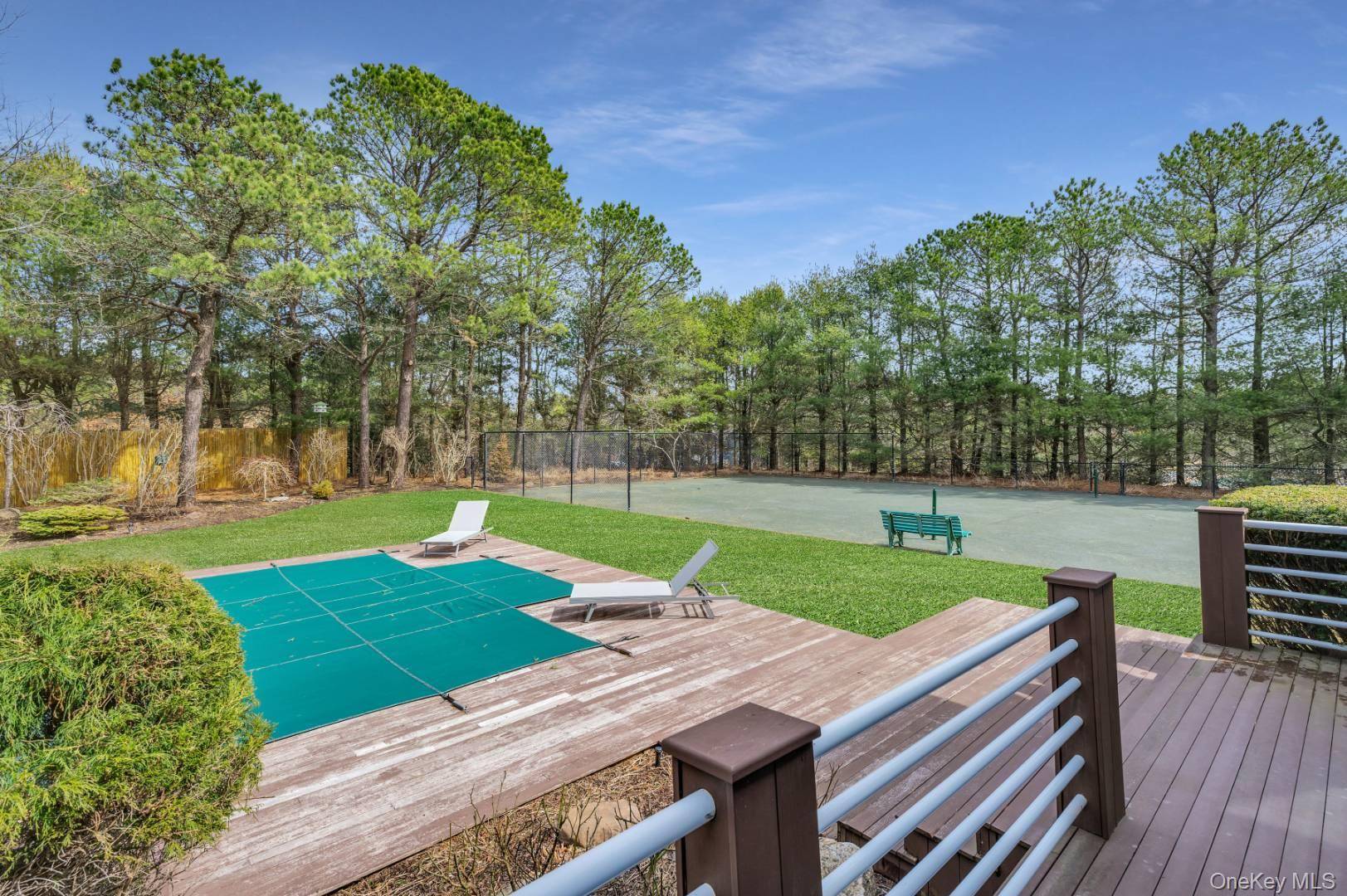 26 Lakeside LN, Westhampton, NY 11977
