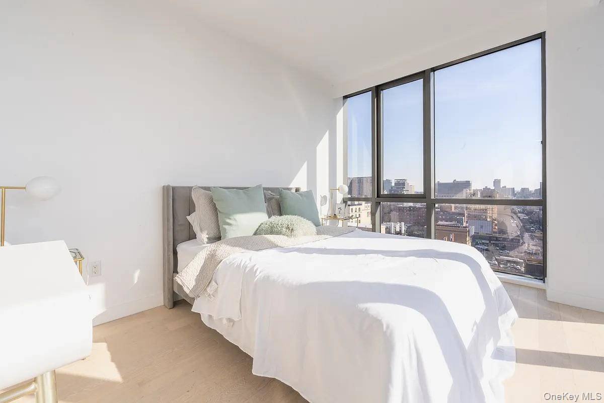 33-66 Farrington STRM #10I, Flushing, NY 11354
