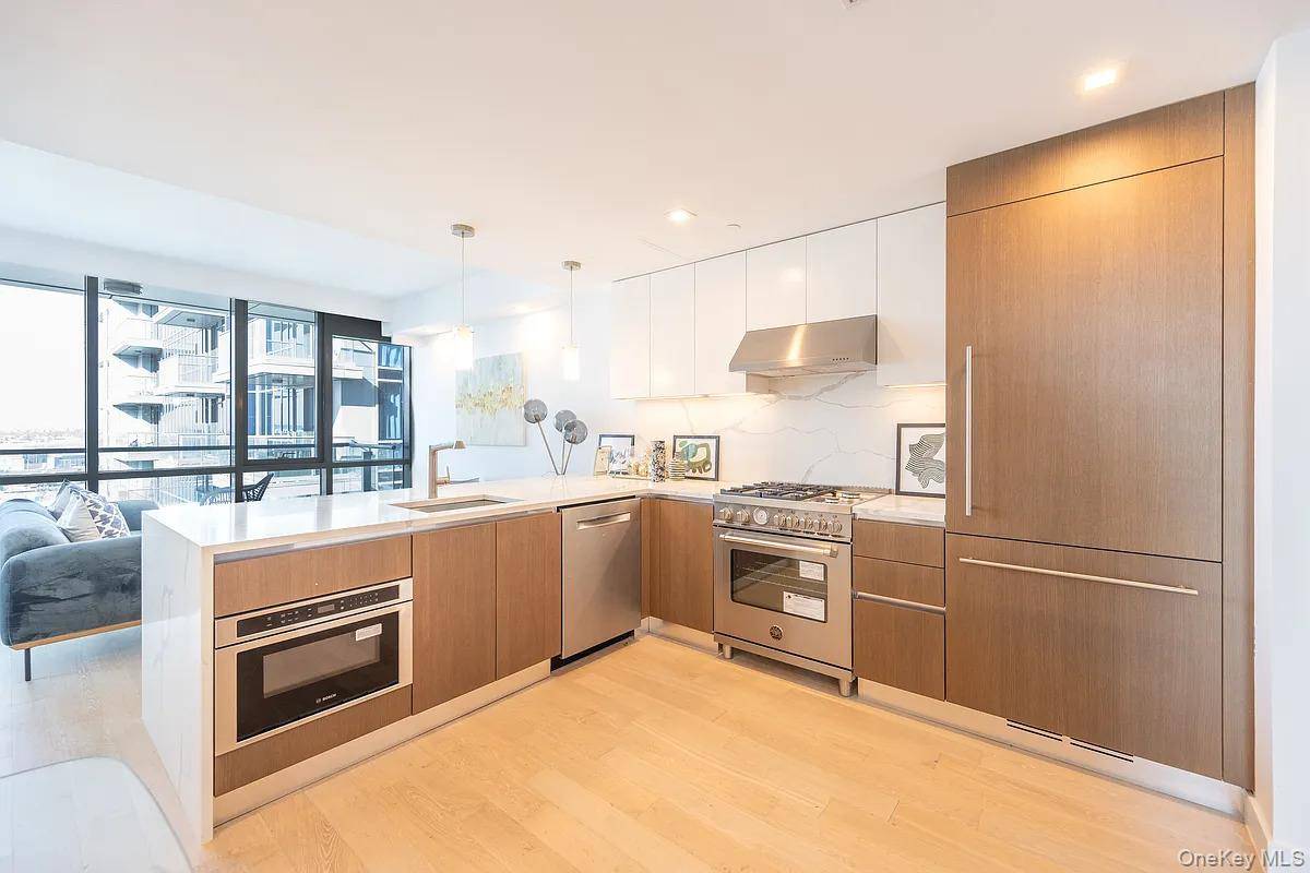 33-66 Farrington STRM #10I, Flushing, NY 11354
