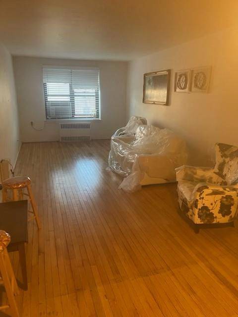 87-40 Francis Lewis BLVD #B42, Queens Village, NY 11427