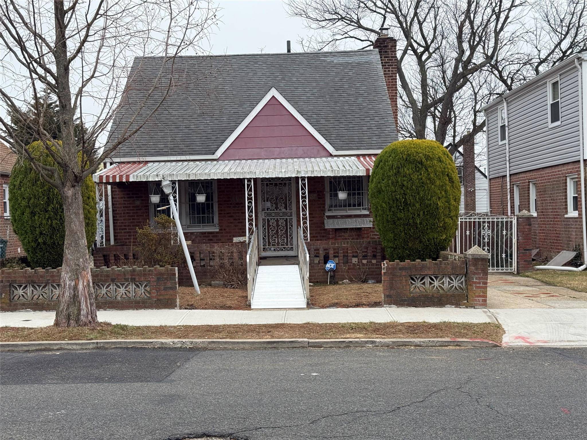 120-47 228 ST, Cambria Heights, NY 11411
