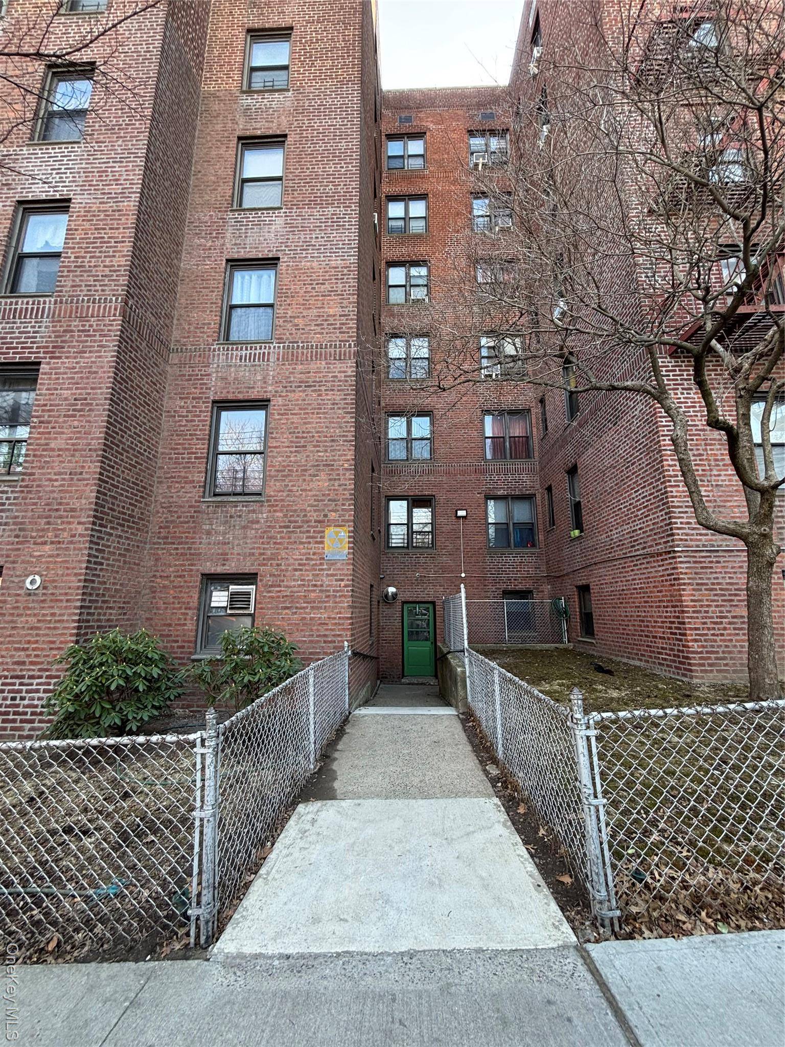 740 E 232 ST #TB, Bronx, NY 10466