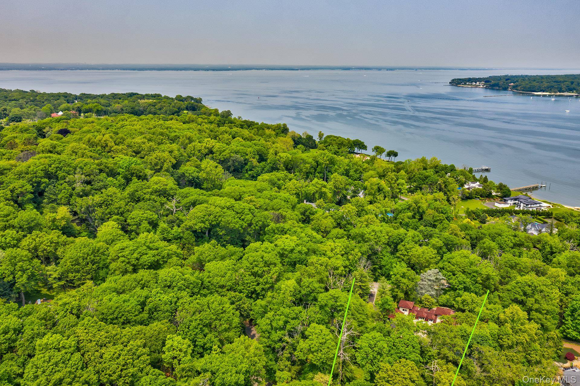 262 Harbor Acres RD, Port Washington, NY 11050