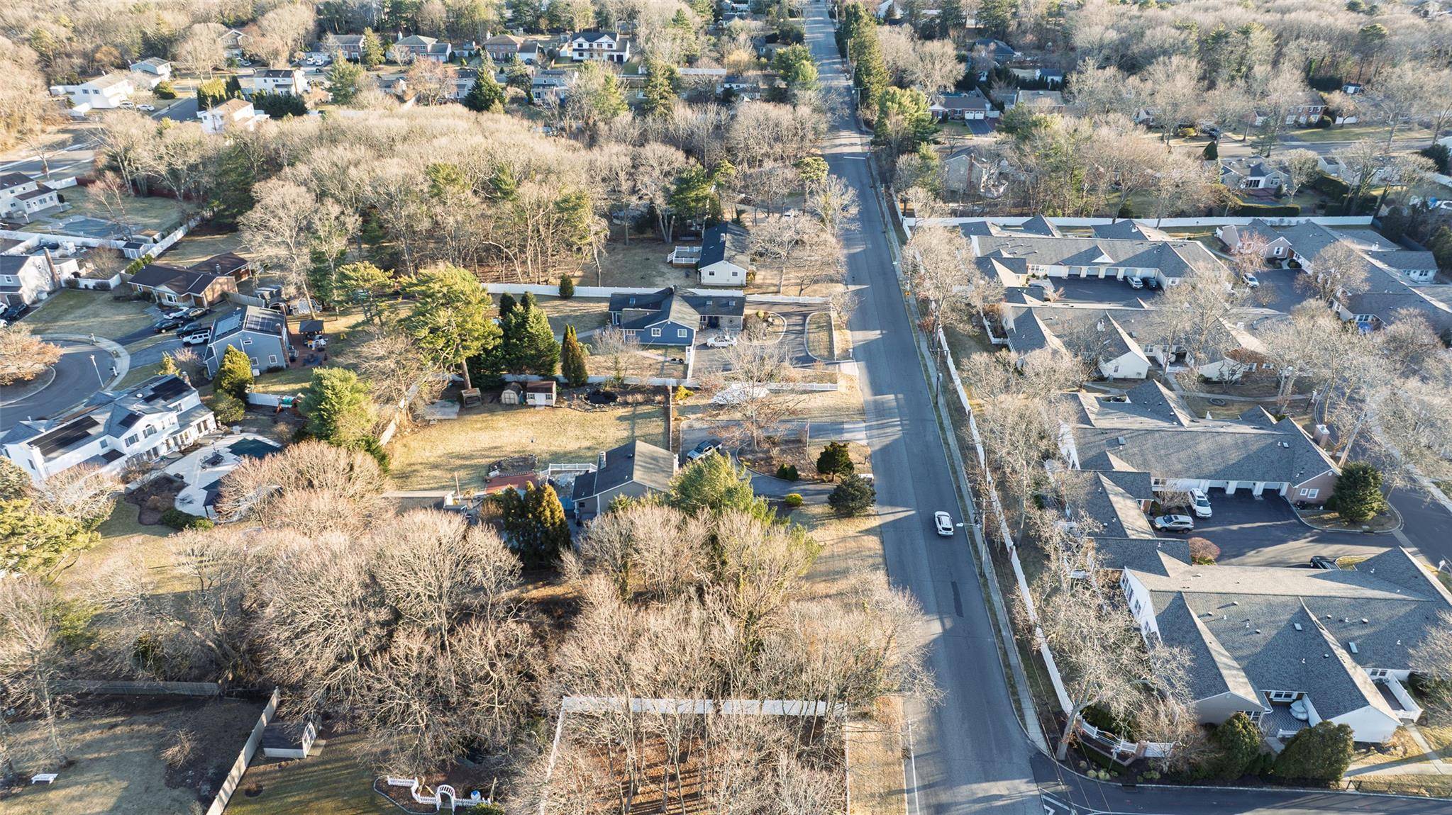 Lincoln AVE, Sayville, NY 11782