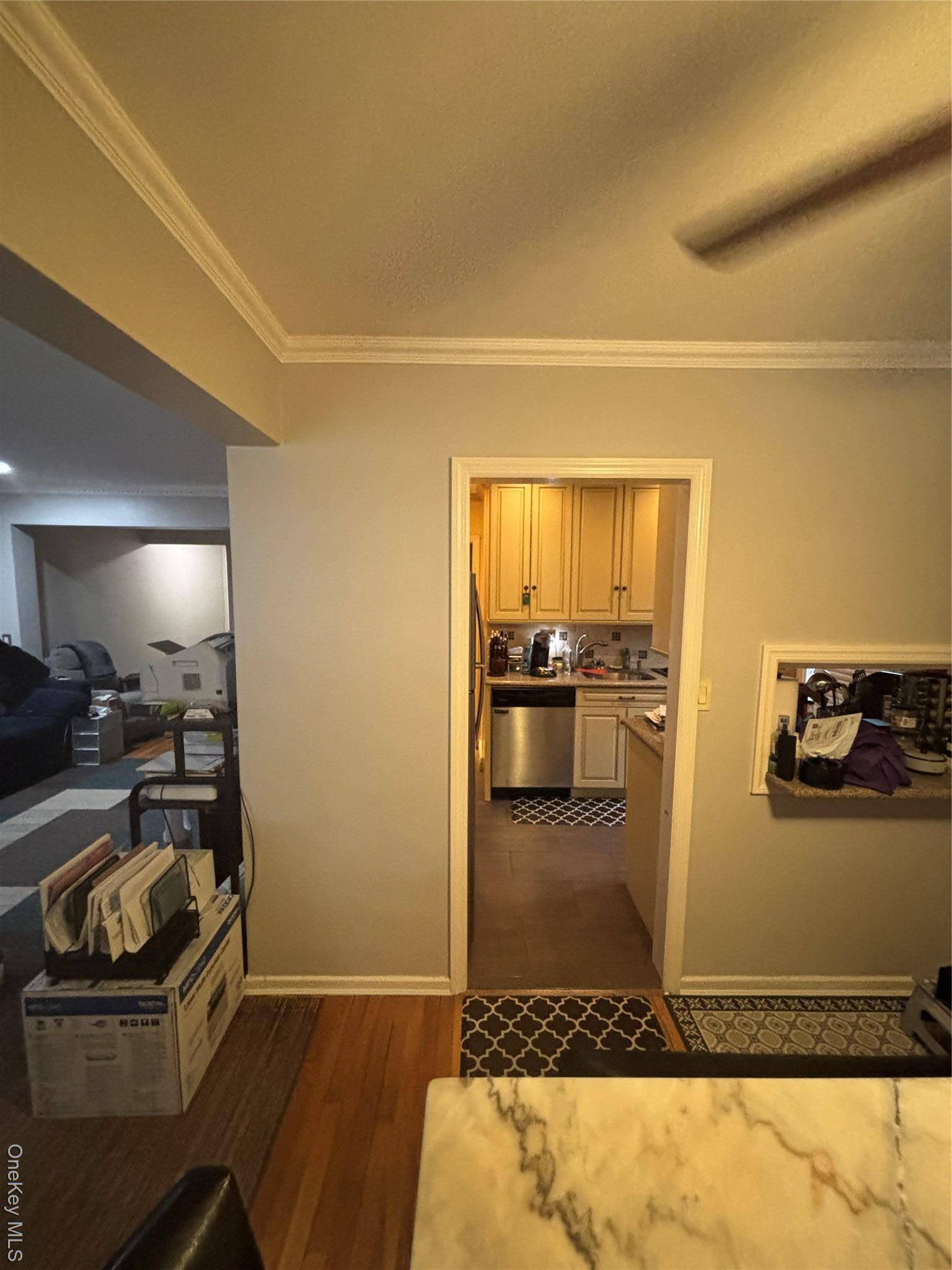 194 Smith ST #3P, Freeport, NY 11520