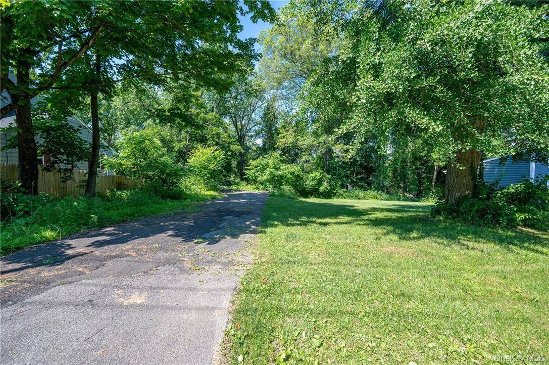 116 MONTGOMERY ST, Rhinebeck, NY 12572