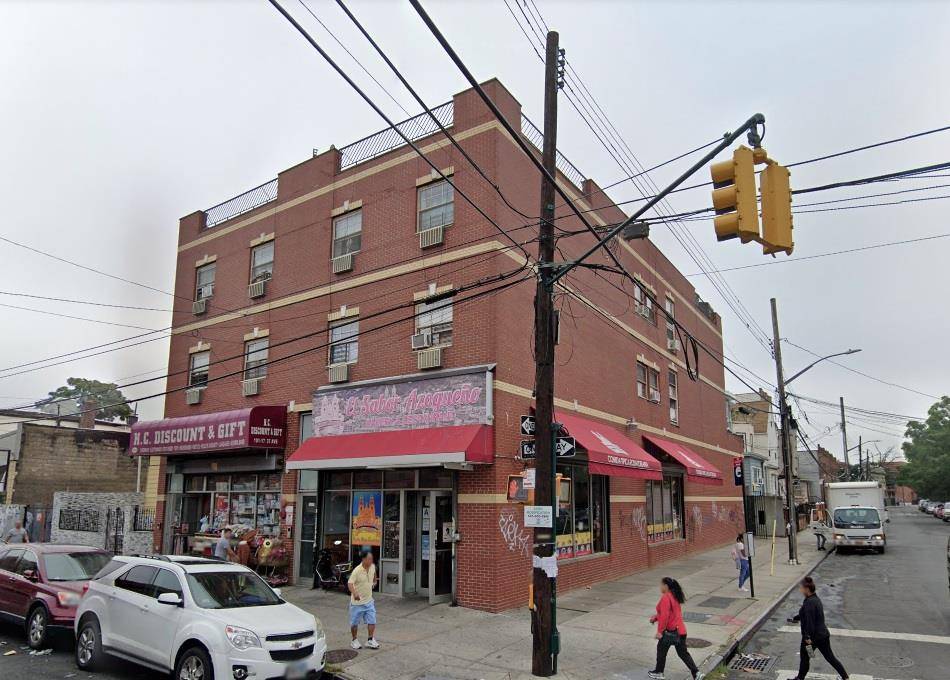 101-19/17 37th Ave, Corona, NY 11368