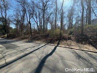 Seacrest Drive, Lloyd Harbor, NY
