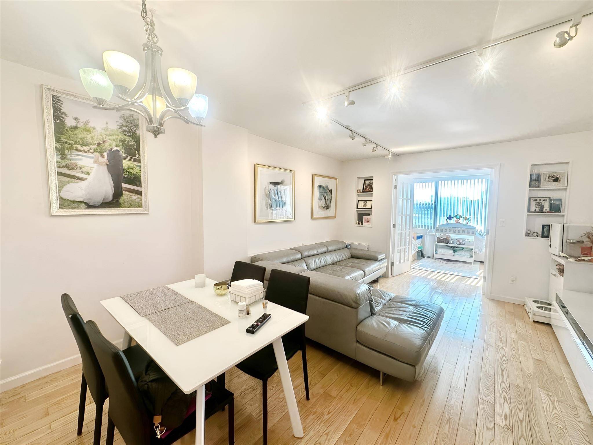 61-20 Grand Central Pkwy #A608, Forest Hills, NY 11375