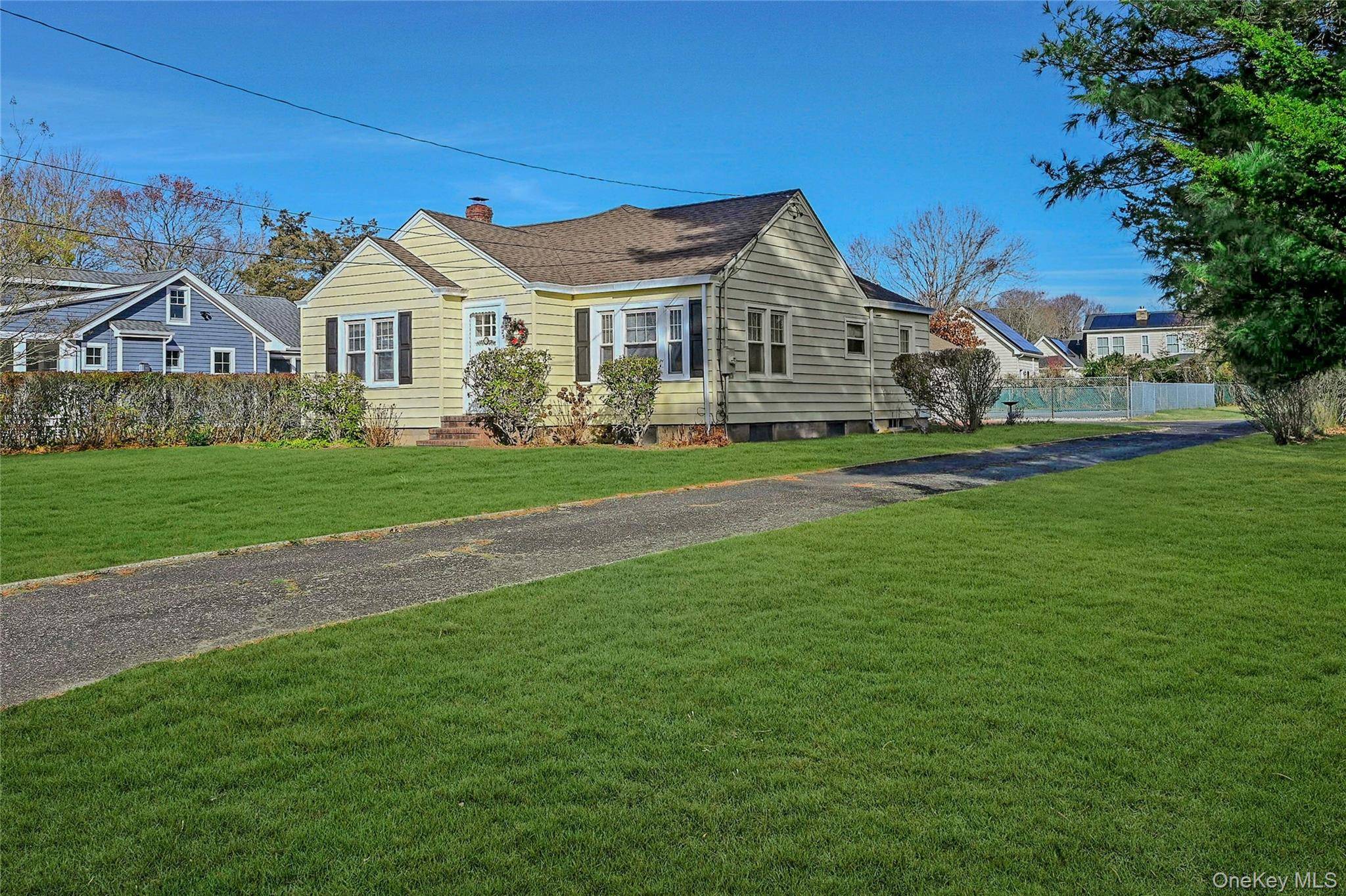 425 Old Shipyard LN, Southold, NY 11971