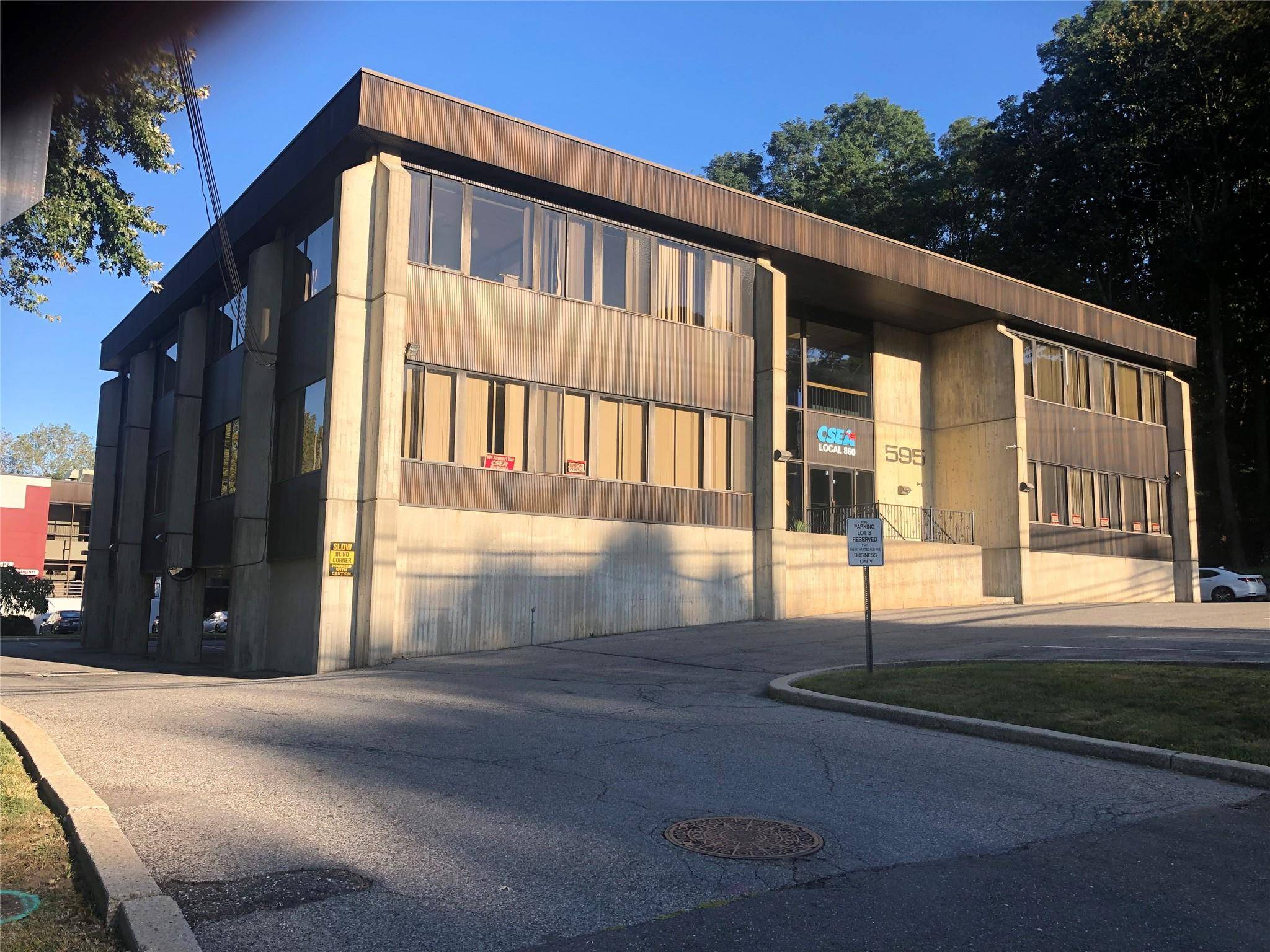 595 W Hartsdale AVE, Hartsdale, NY 10607