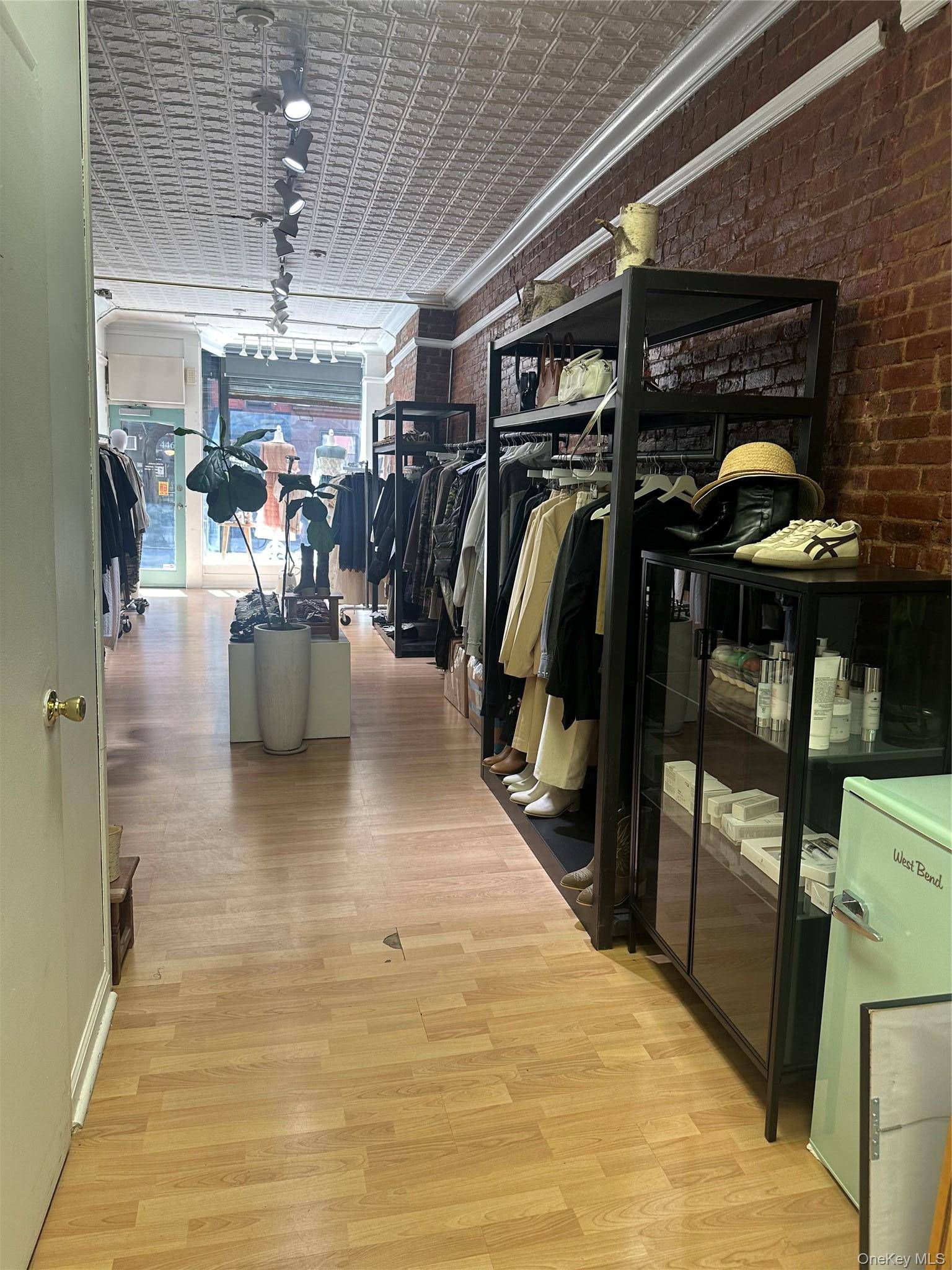 447 West 50th ST, New York (manhattan), NY 10019
