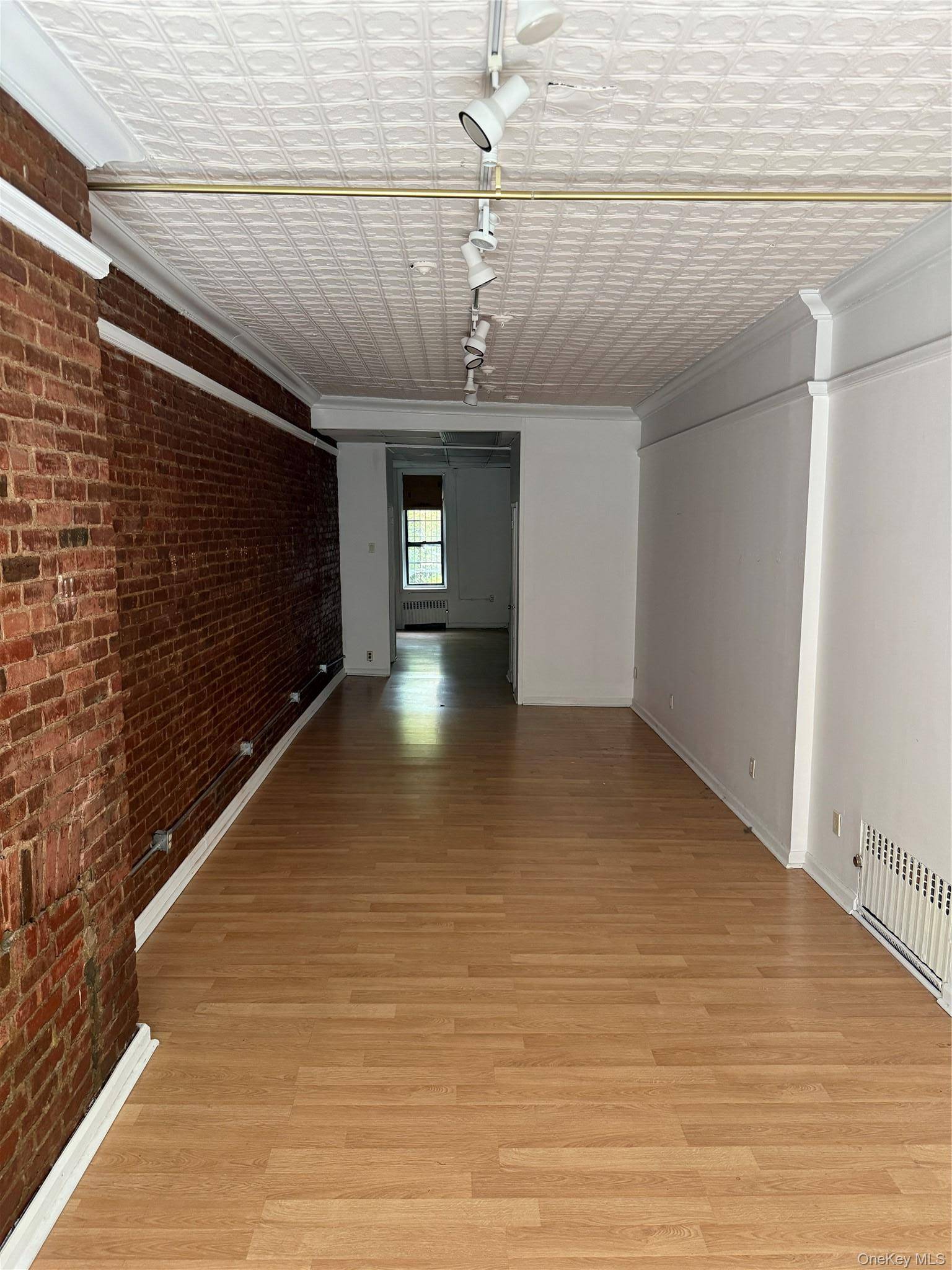 447 West 50th ST, New York (manhattan), NY 10019