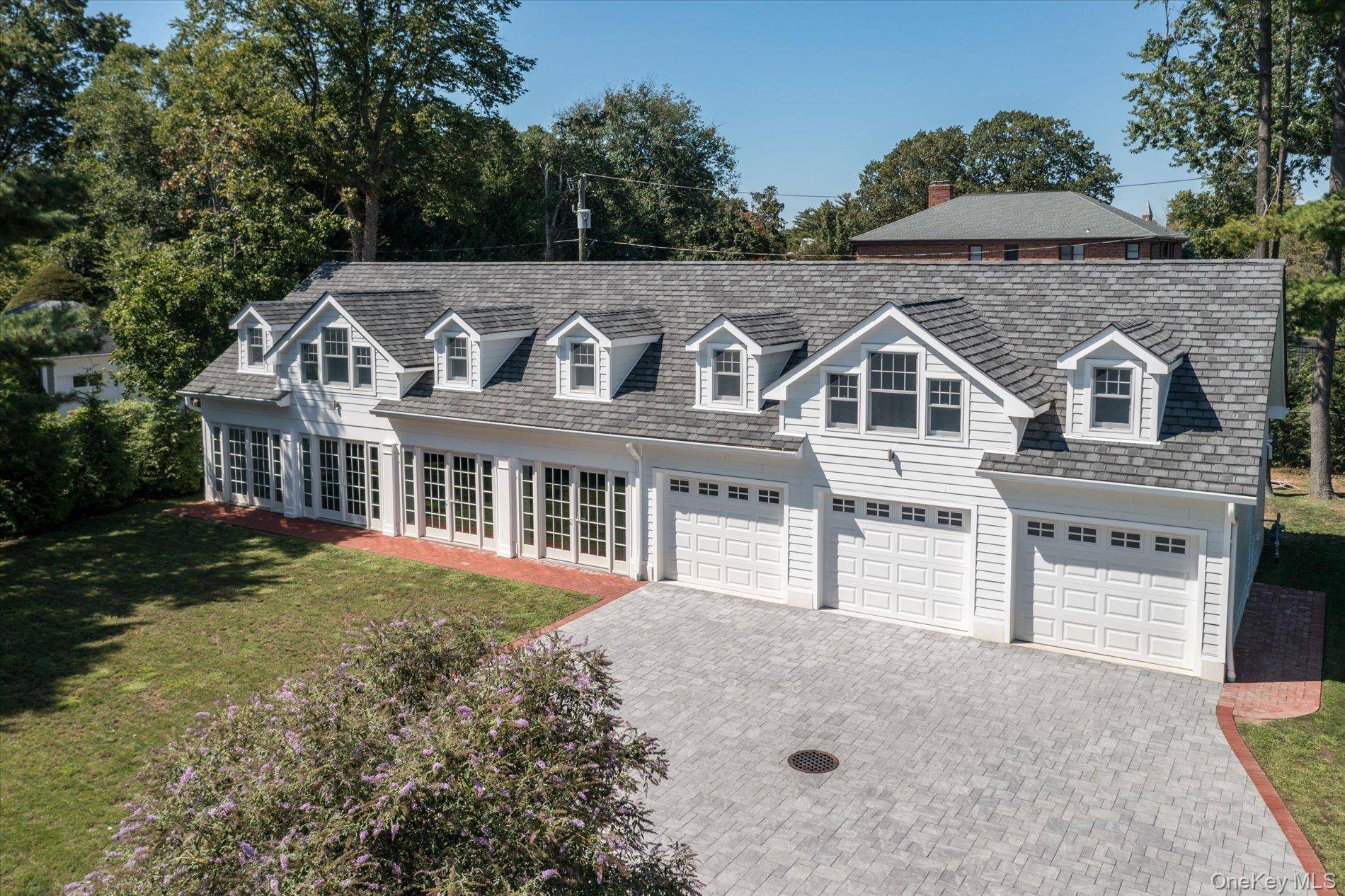67 3rd ST, Garden City, NY 11530
