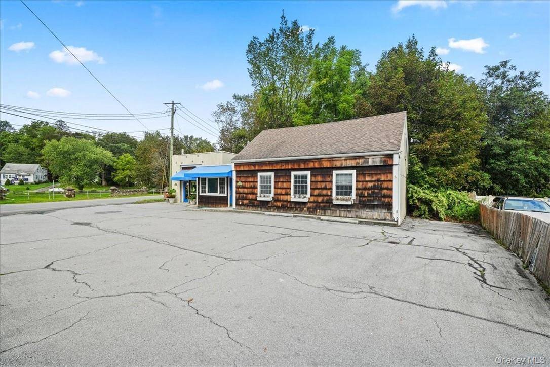 14 Lakes RD, Monroe, NY 10950