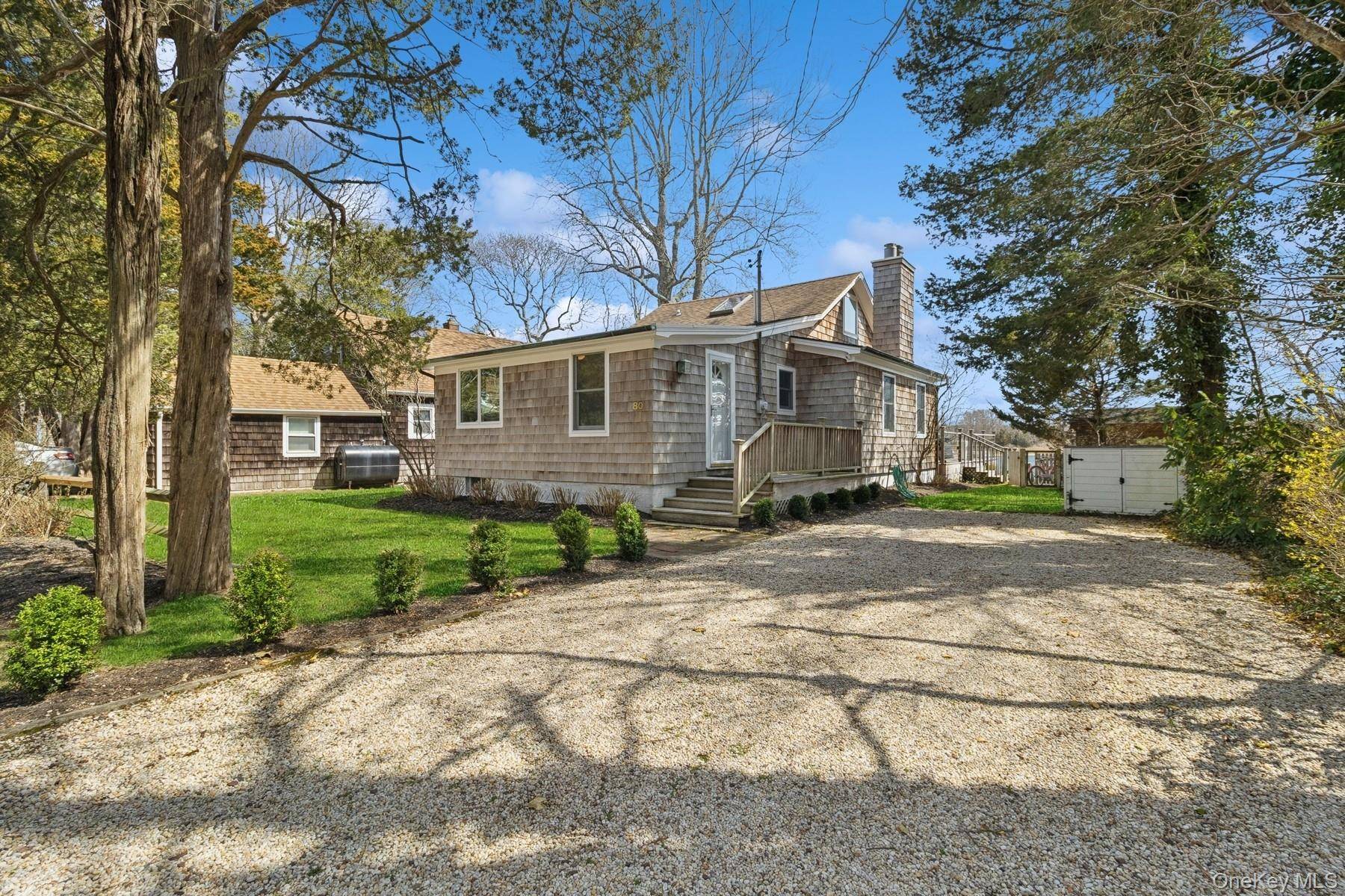 80 Towd Point RD, Southampton, NY 11968