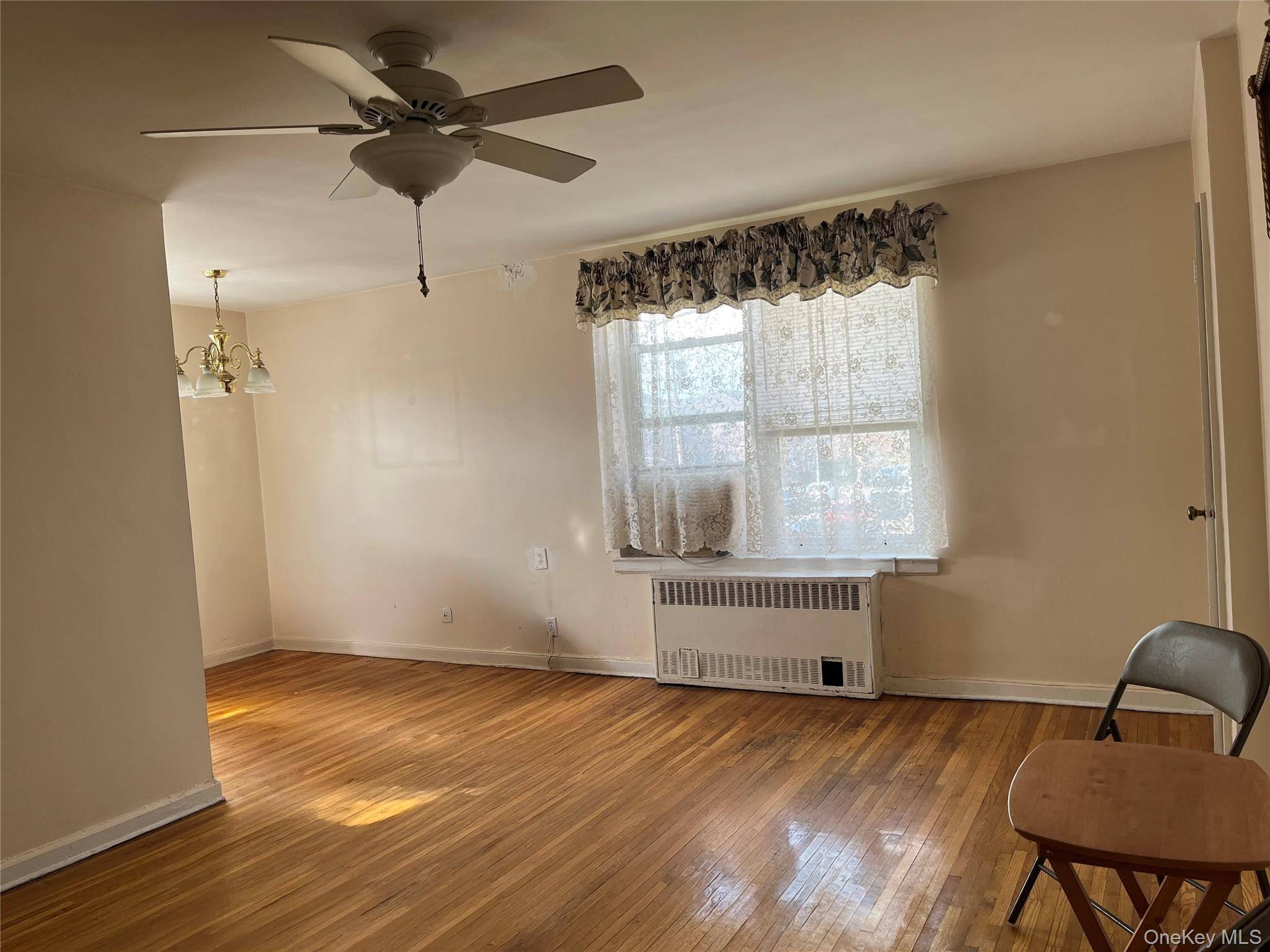 35-31 205 Street #302, Bayside, NY 11360