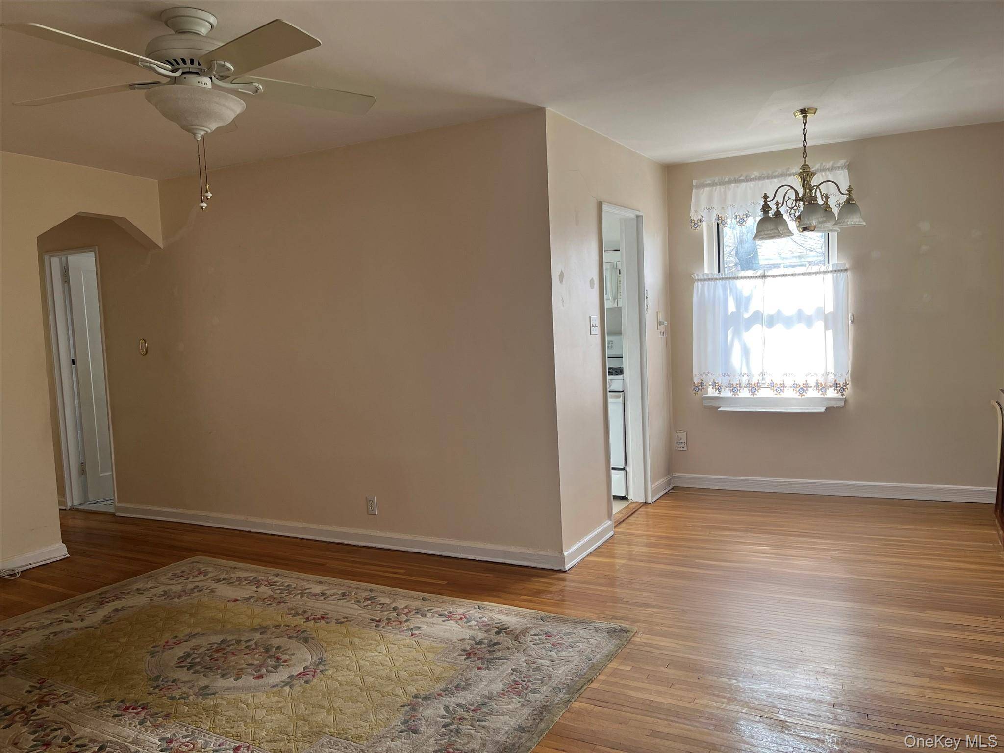 35-31 205 Street #302, Bayside, NY 11360