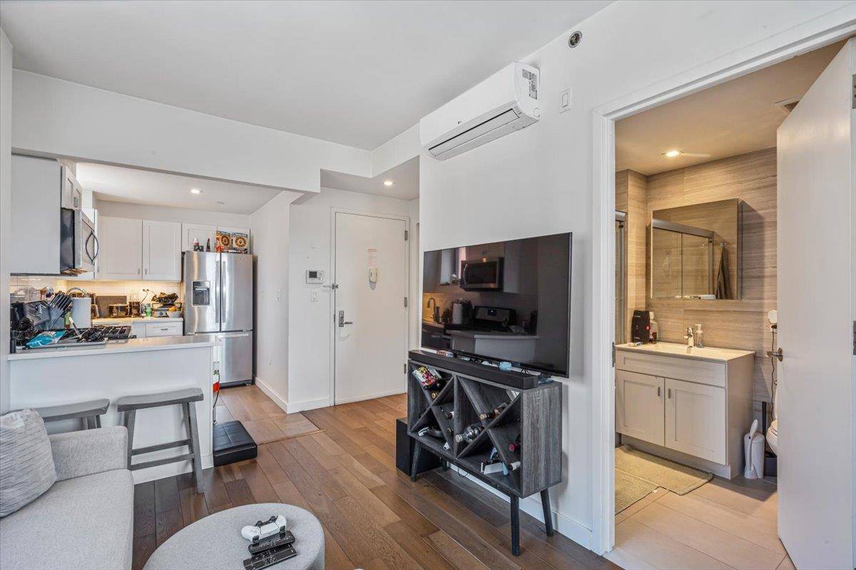 87-22 51st AVE #4H, Elmhurst, NY 11373