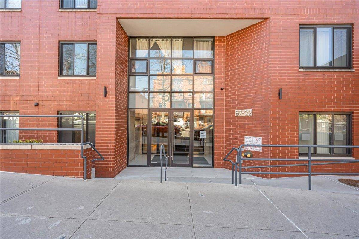 87-22 51st AVE #4H, Elmhurst, NY 11373