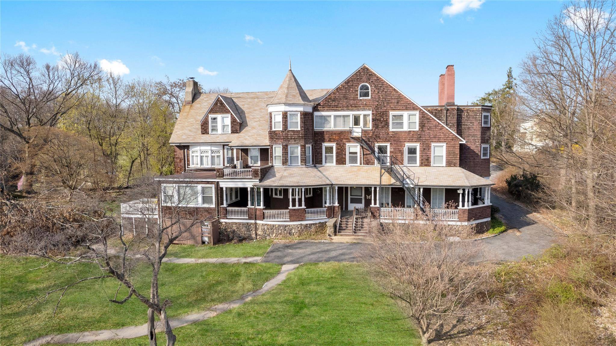 25 N Malcolm ST, Ossining, NY 10562