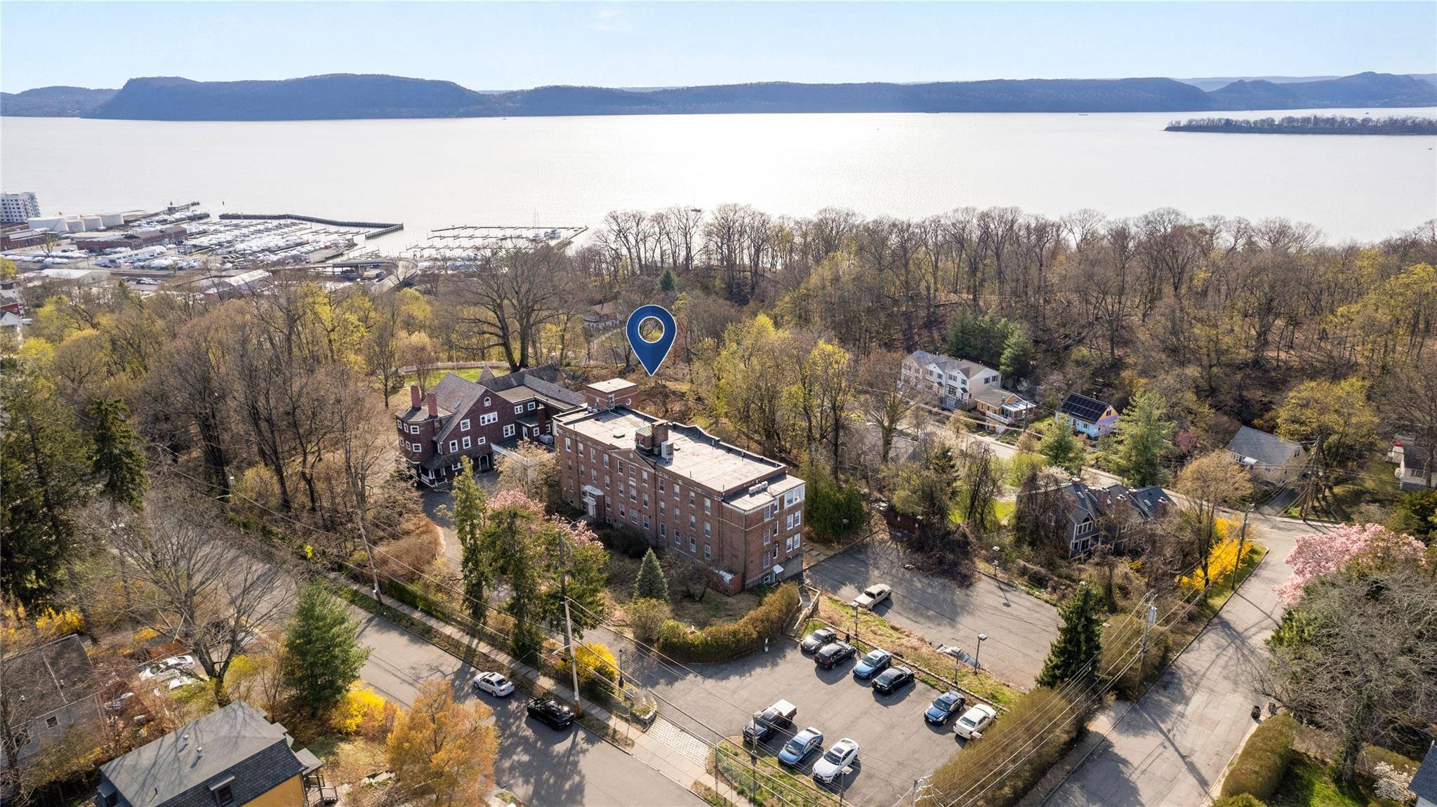 25 N Malcolm ST, Ossining, NY 10562
