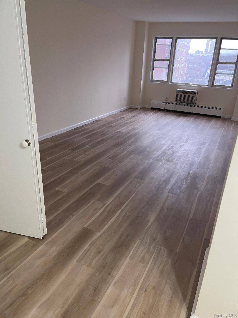 89-15 Parsons BLVD #11D, Jamaica, NY 11432