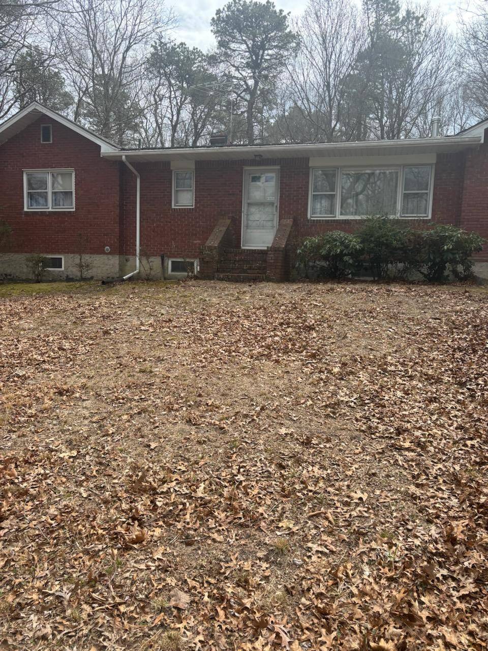 34 Nelson RD, Selden, NY 11784