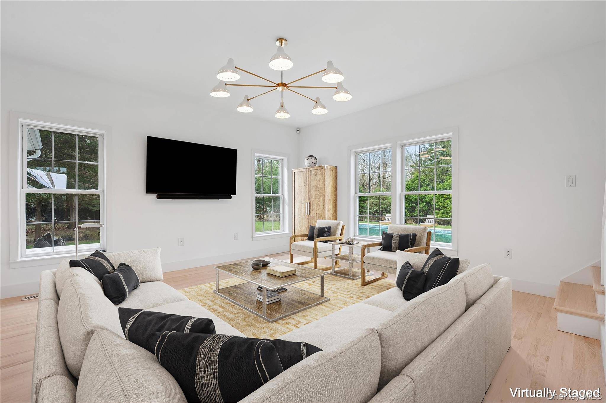 4056 Noyac RD, Sag Harbor, NY 11963