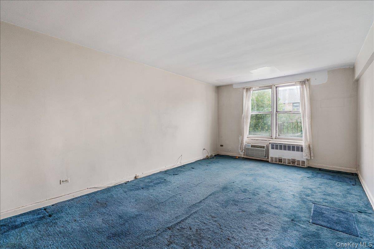 84-20 51st AVE #5C, Elmhurst, NY 11373