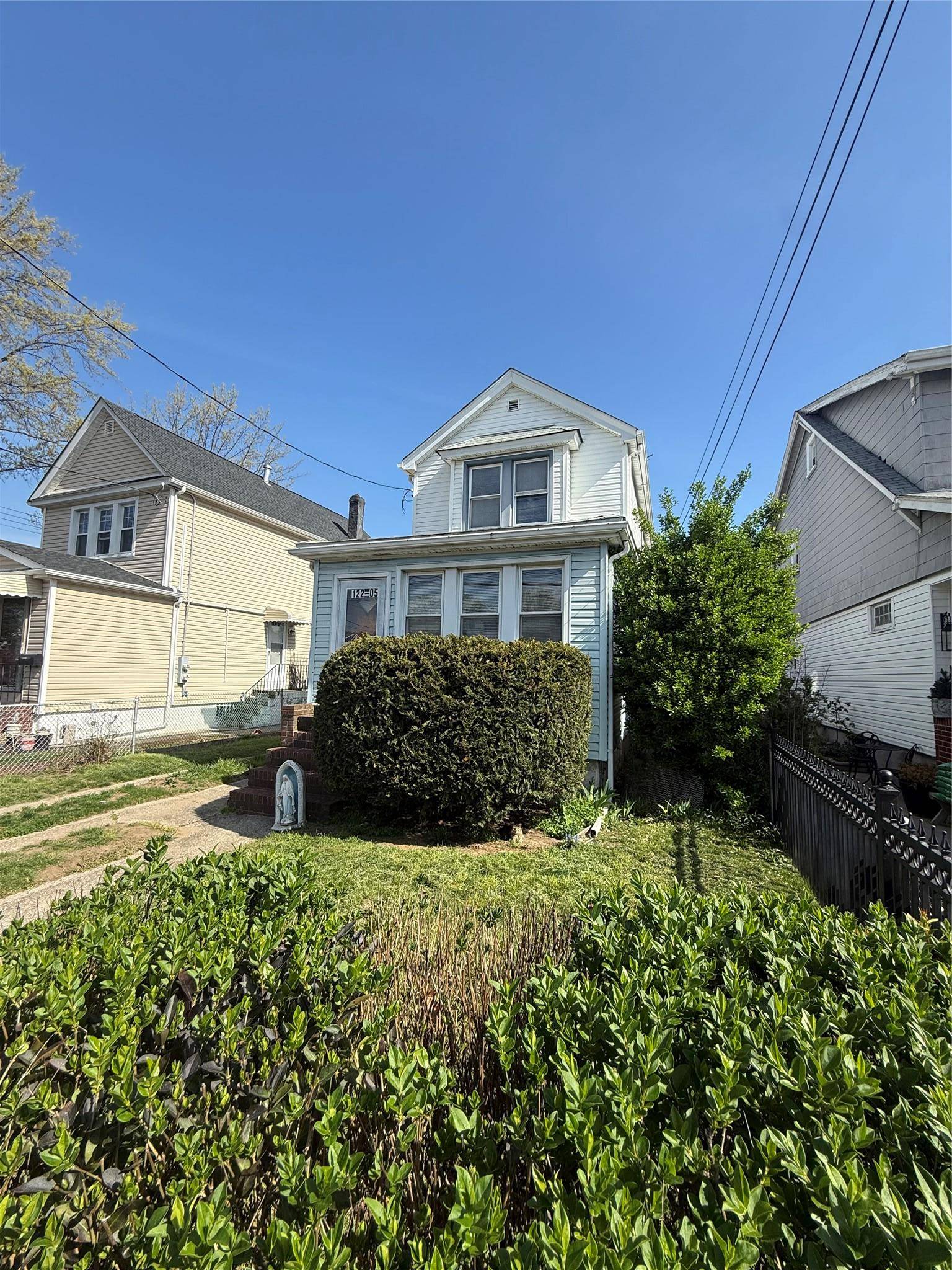 122-05 133rd AVE, South Ozone Park, NY 11420