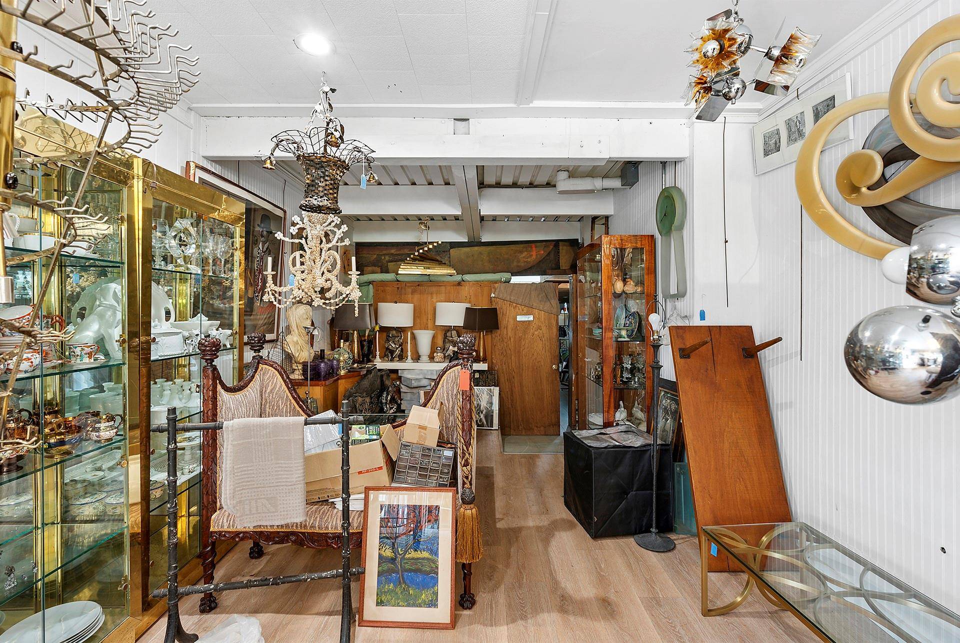 69465 Main RD, Greenport, NY 11944