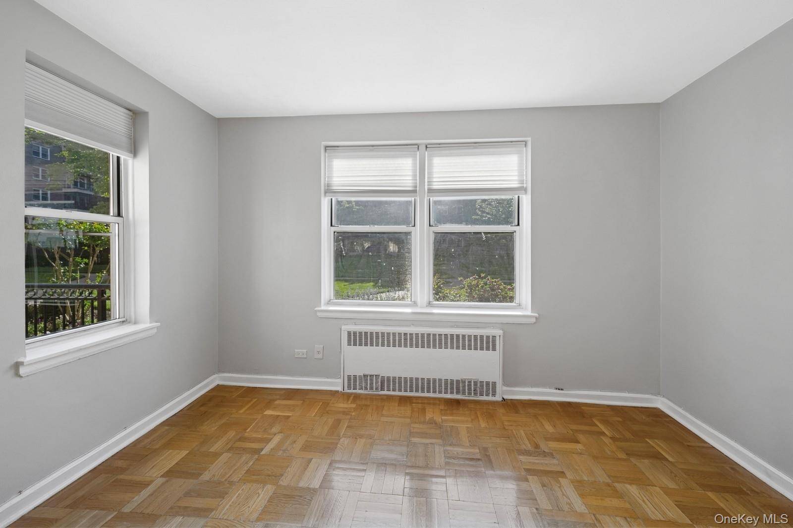 162-21 Powells Cove BLVD #1M, Beechhurst, NY 11357