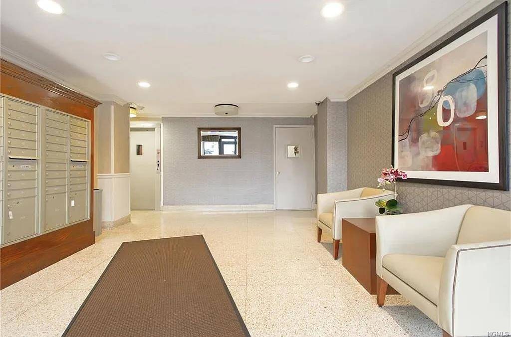 1122 Yonkers #1E, Yonkers, NY 10704