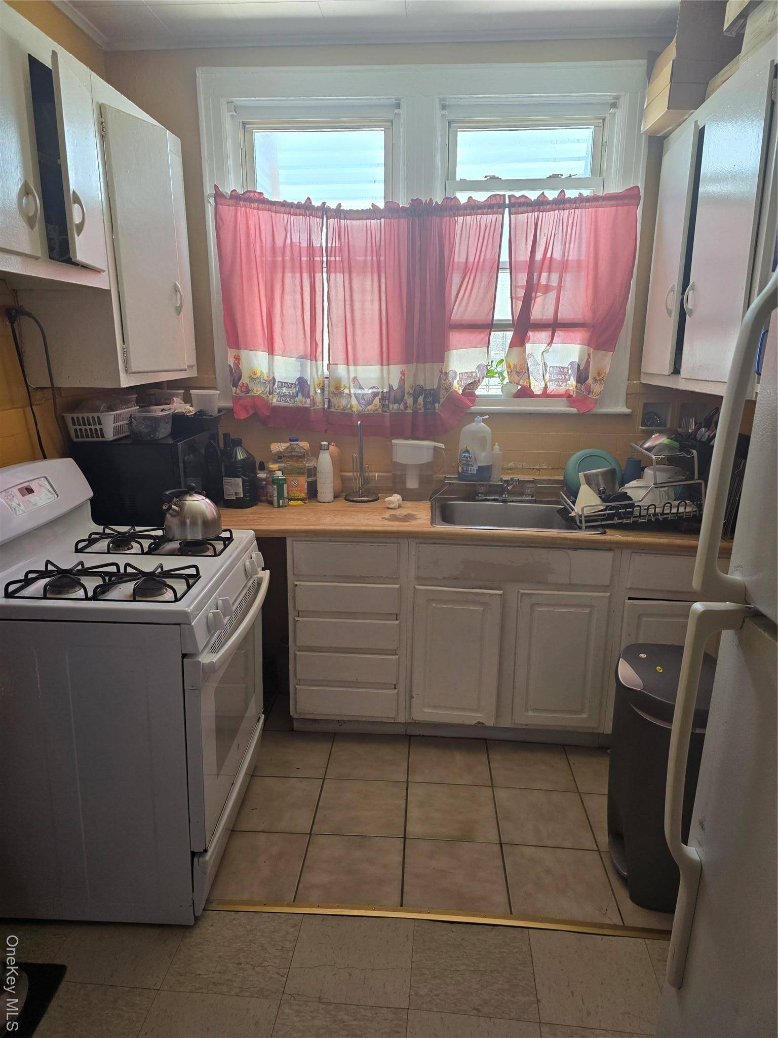 109-73 Francis Lewis BLVD #2, Queens Village, NY 11429-1758