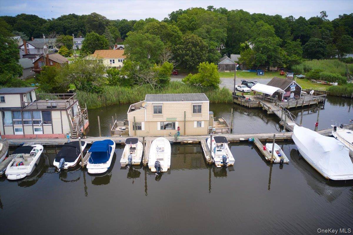 149 c Riverside Drive, Riverhead, NY 11901
