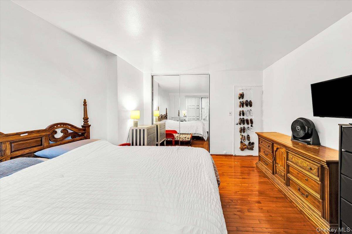 4705 Henry Hudson Pkwy #7F, Bronx, NY 10471